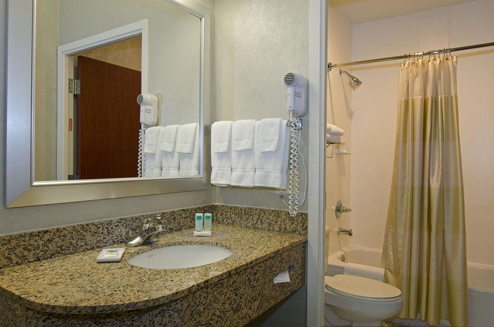 Springhill Suites By Marriott Chicago O'Hare Rosemont Room photo